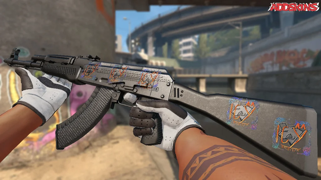 Sticker | ICY (Holo) | Austin 2025 inspecting