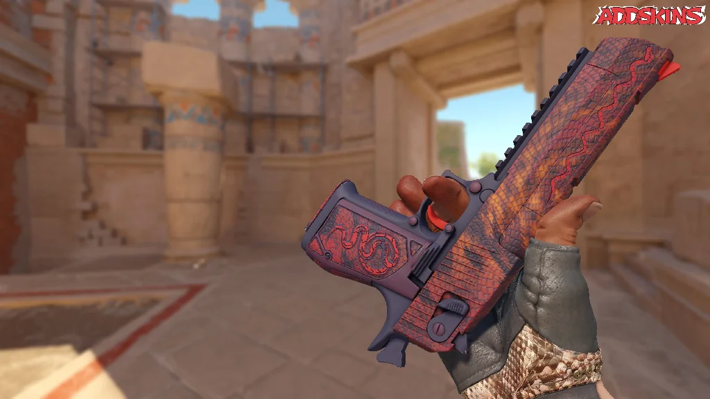 Desert Eagle | Serpent Strike inspecting