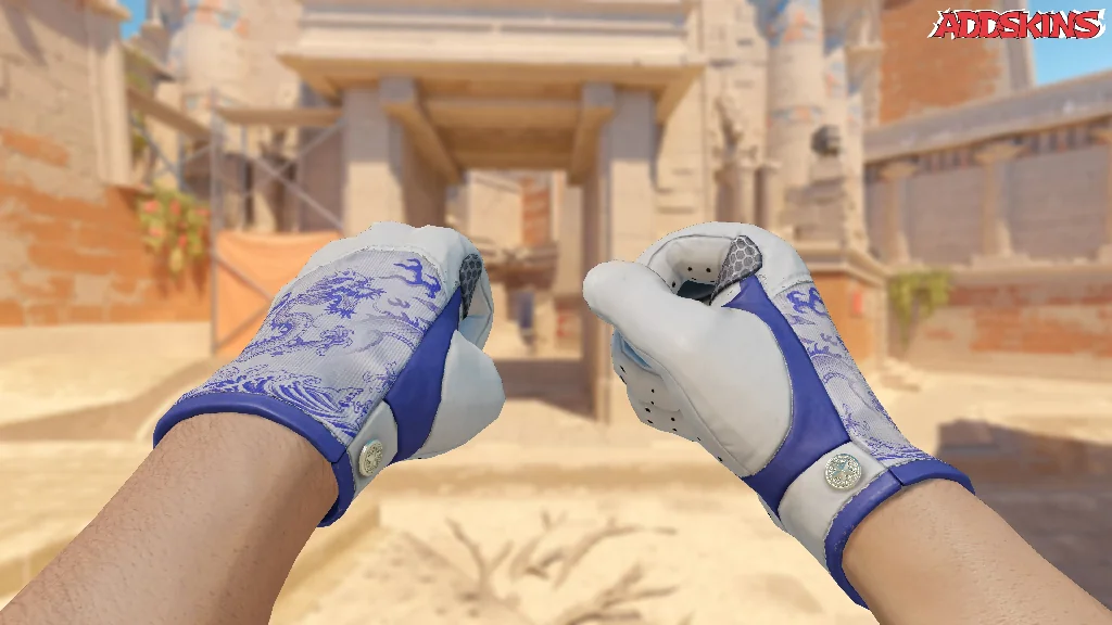 ★ Driver Gloves | Wave Chaser holding