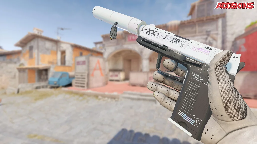 Charm | Budapest 2025 Highlight | zweih flawless ace inspecting