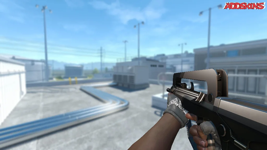 FAMAS | Sergeant holding