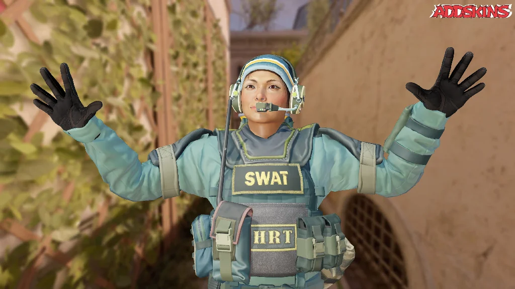 1st Lieutenant Farlow | SWAT pose-1