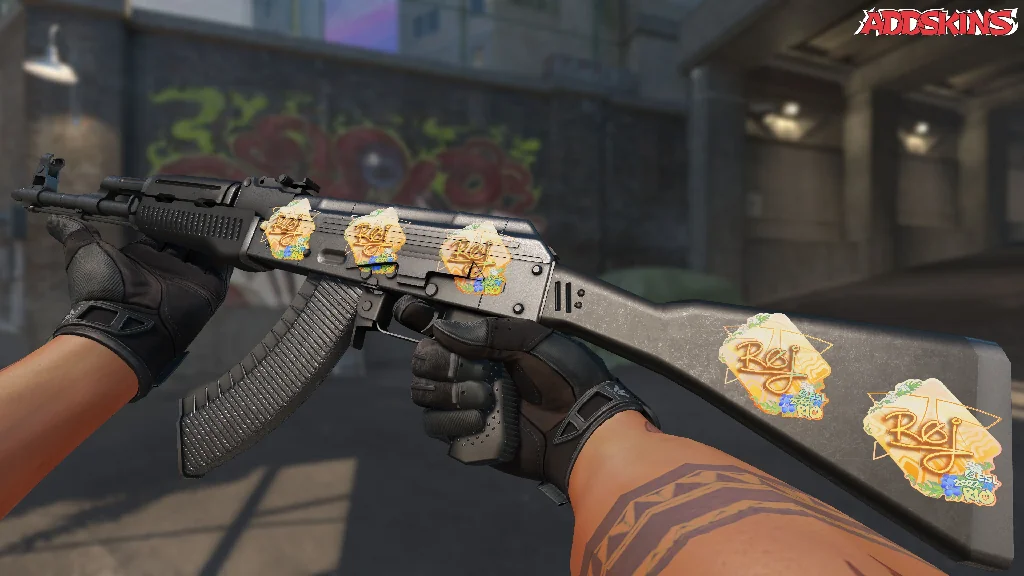 Sticker | roeJ (Holo) | Rio 2022 inspecting