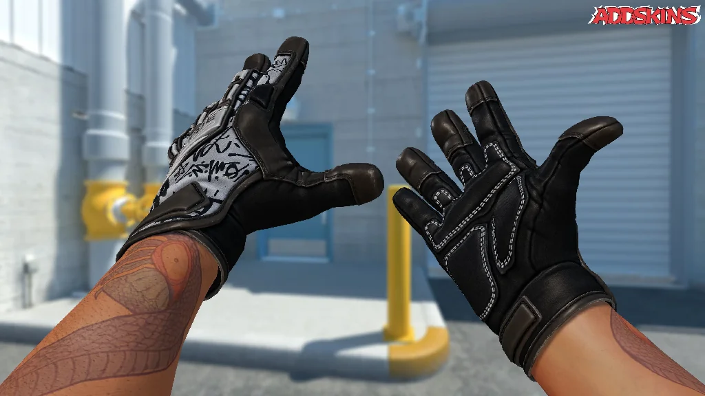 ★ Specialist Gloves | Blackbook inspecting