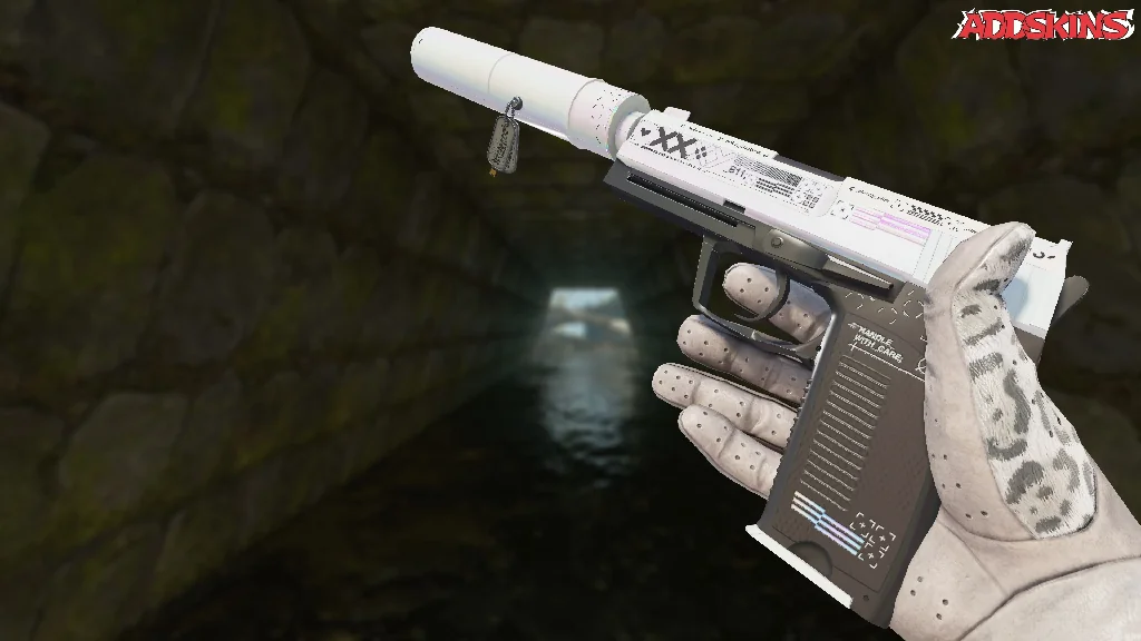 Charm | Austin 2025 Highlight | One With The MP9 inspecting