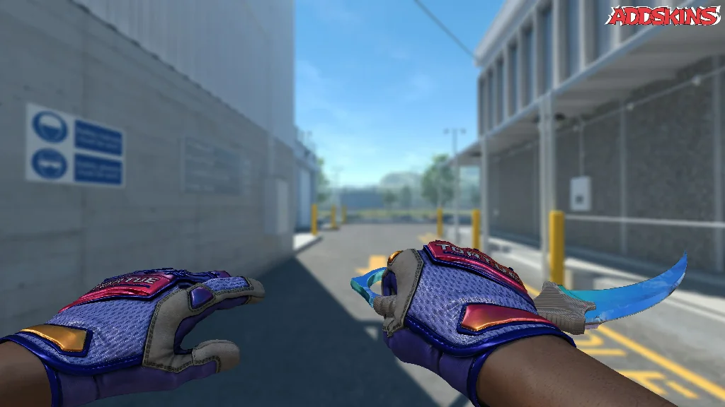 ★ Karambit | Gamma Doppler holding