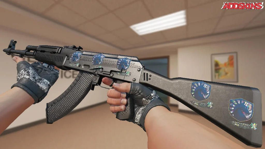 Sticker | Team Liquid (Glitter) | Antwerp 2022 inspecting