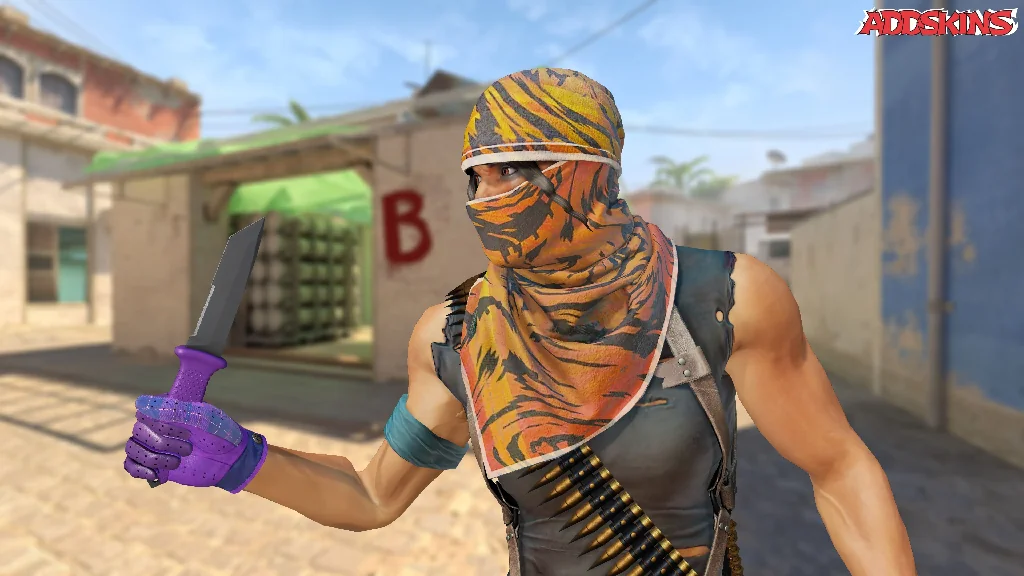 ★ Ursus Knife | Ultraviolet pose-2