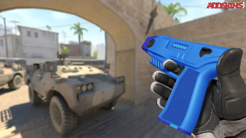 Zeus x27 | Electric Blue inspecting