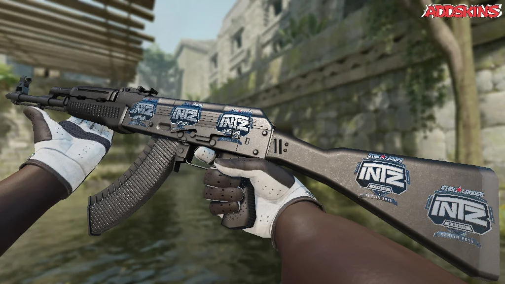 Sticker | INTZ E-SPORTS CLUB (Foil) | Berlin 2019 inspecting
