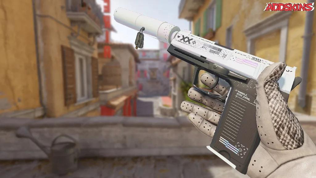 Charm | Austin 2025 Highlight | Senzu Triple Pistol Kill inspecting