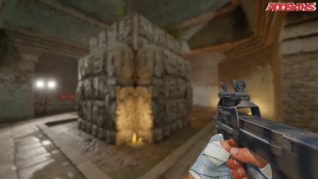 P90 | Scorched holding