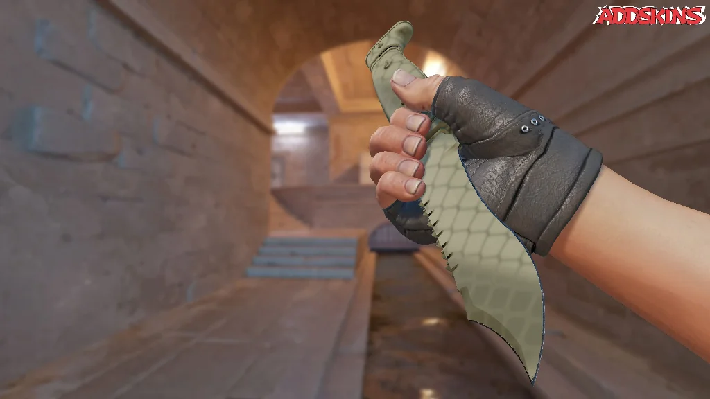★ Bowie Knife | Safari Mesh inspecting