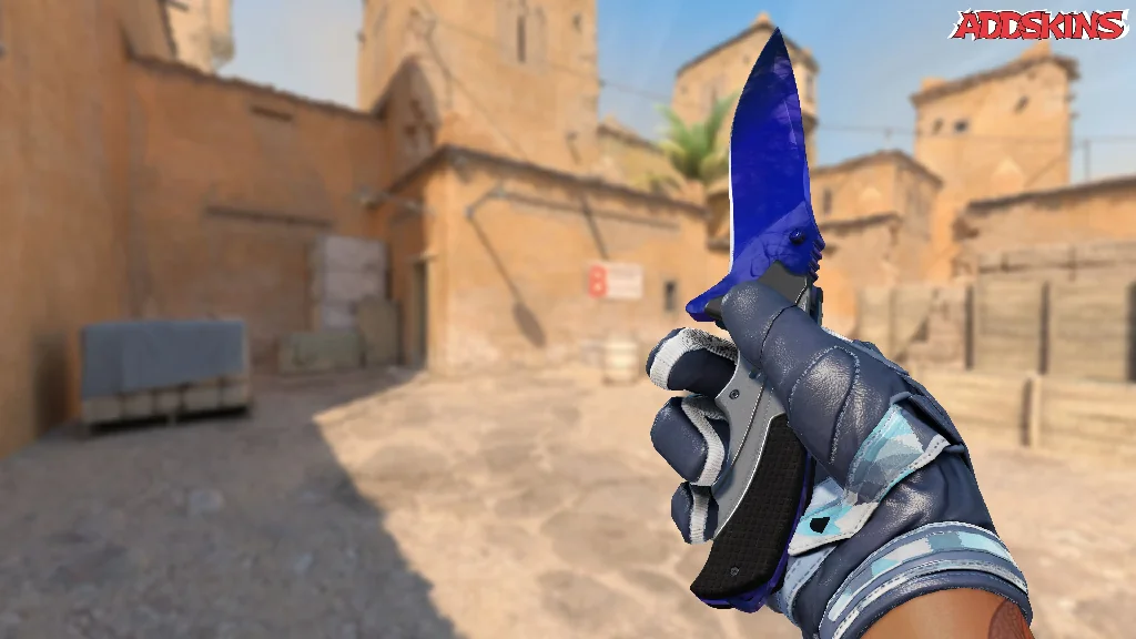 ★ Nomad Knife | Doppler Phase 4 inspecting