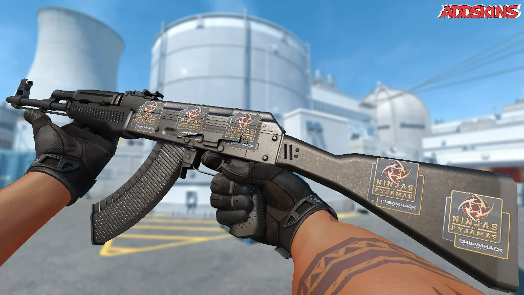 Sticker | Ninjas in Pyjamas | DreamHack 2014 inspecting
