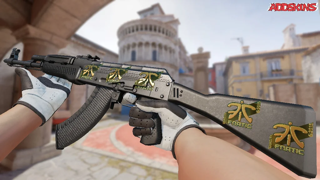 Sticker | Fnatic (Gold) | Katowice 2015 inspecting