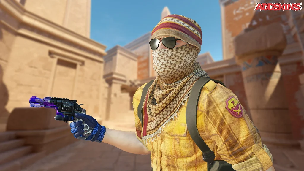 R8 Revolver | Crazy 8 pose-3