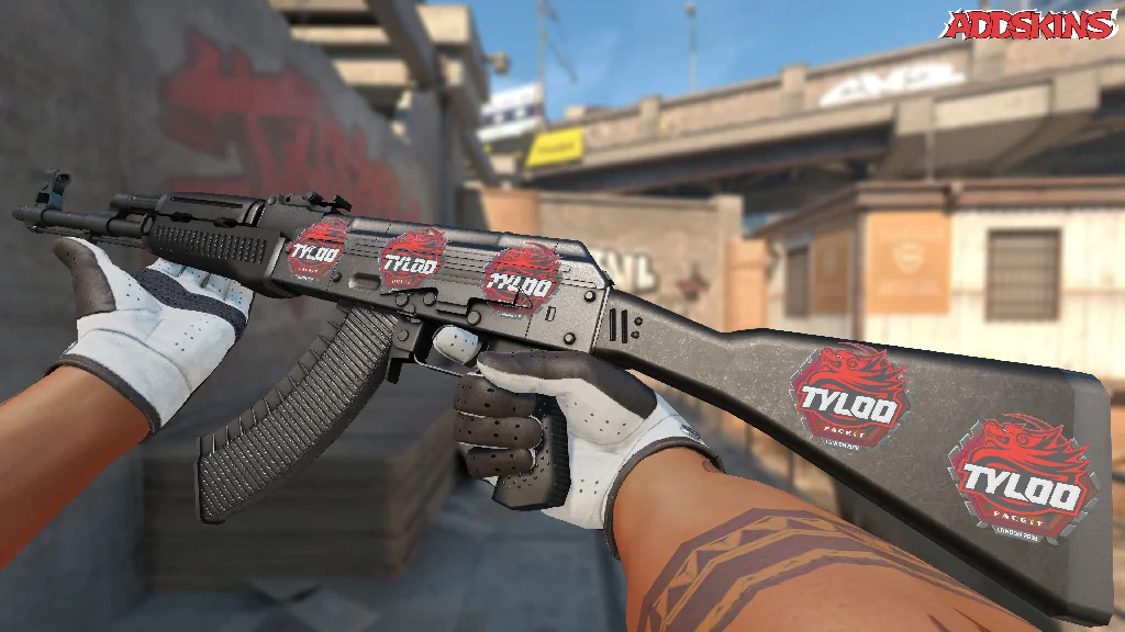 Sticker | Tyloo | London 2018 inspecting