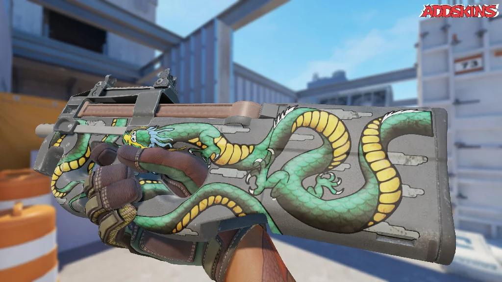 P90 | Emerald Dragon inspecting