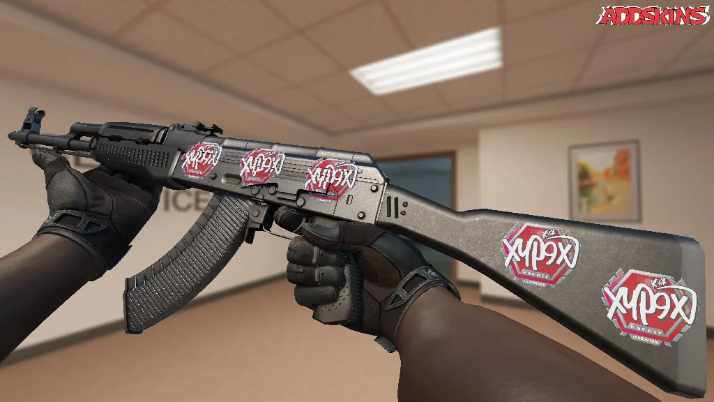 Sticker | Xyp9x | London 2018 inspecting