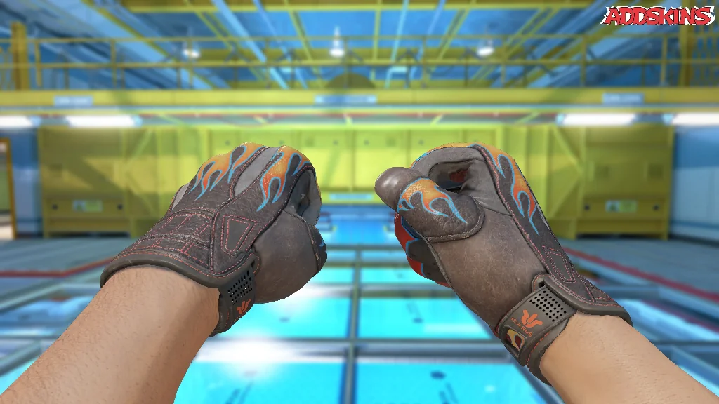 ★ Sport Gloves | Blaze holding