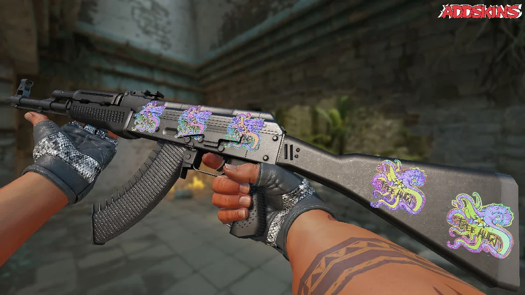 Sticker | Free Hugs (Holo) inspecting
