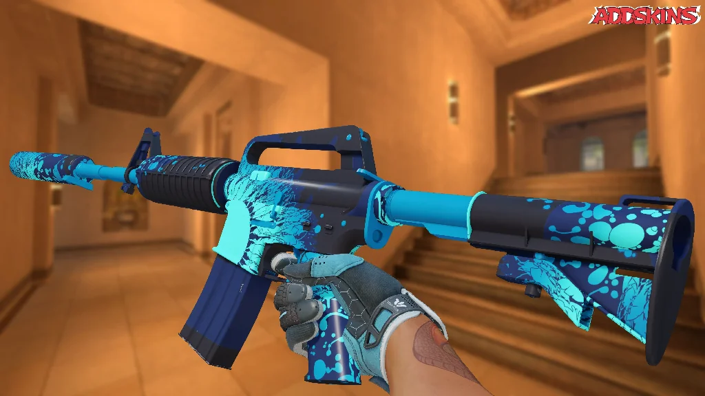 M4A1-S | Icarus Fell inspecting