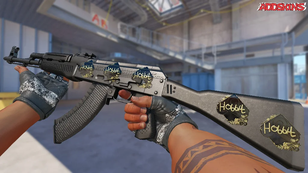 Sticker | Hobbit (Gold) | Rio 2022 inspecting