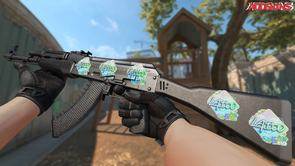 Sticker | latto (Holo) | Rio 2022 inspecting