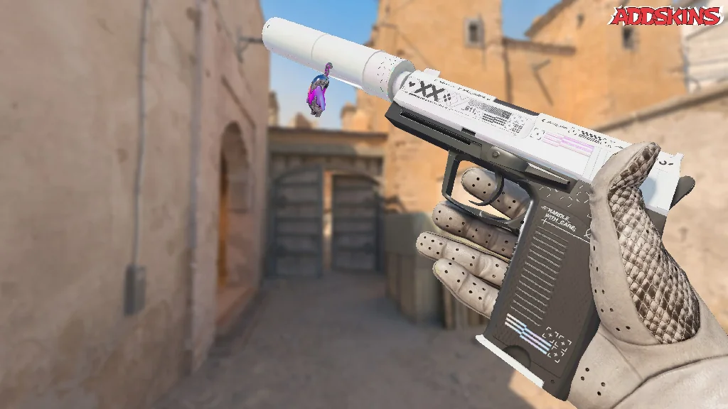 Charm | Quick Silver inspecting