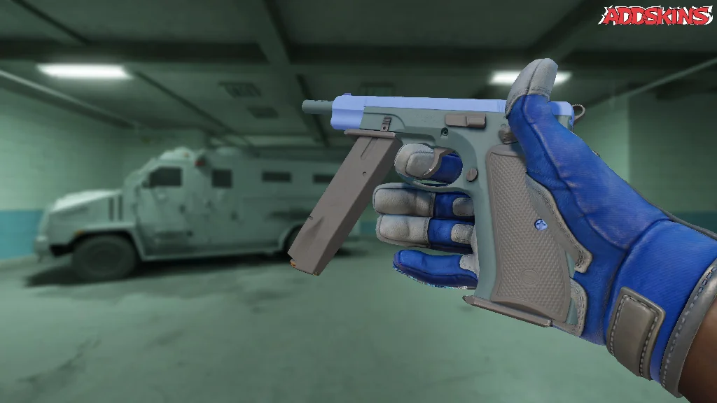 CZ75-Auto | Indigo inspecting