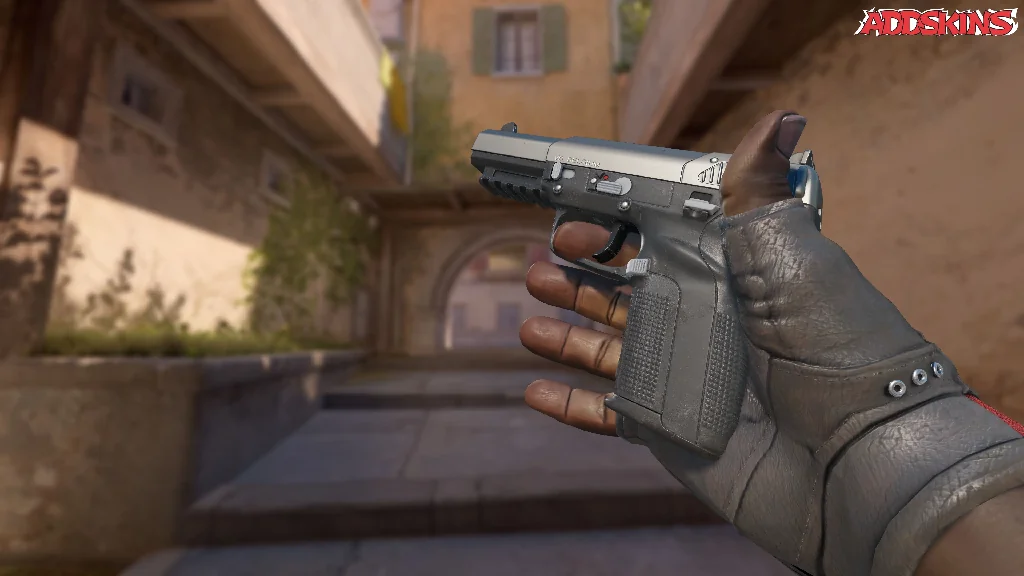 Five-SeveN | Anodized Gunmetal inspecting