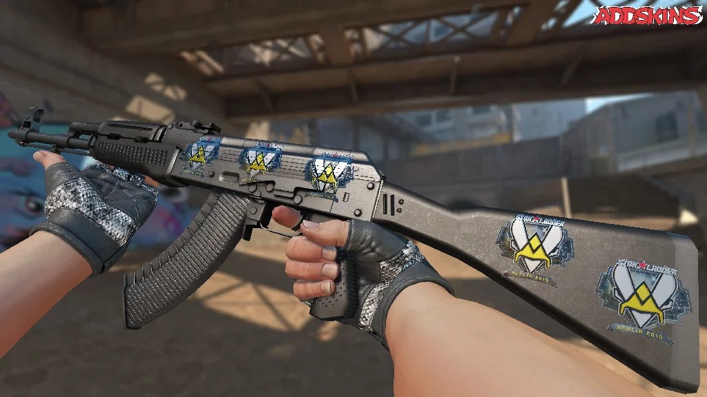 Sticker | Vitality (Foil) | Berlin 2019 inspecting