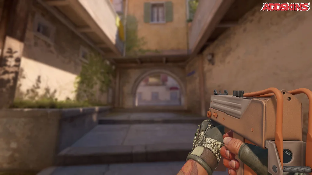 MAC-10 | Bronzer holding