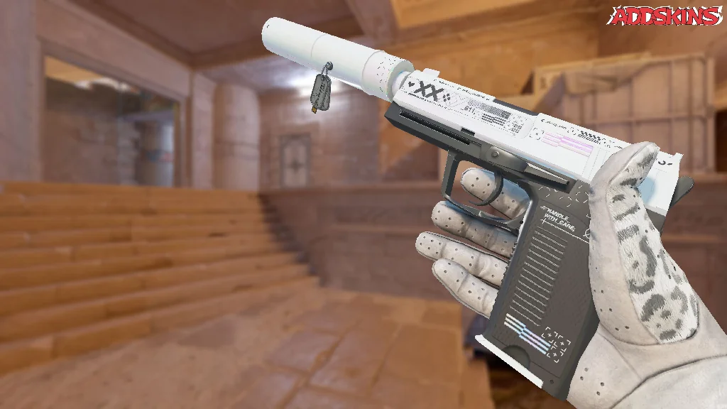 Charm | Budapest 2025 Highlight | m0NESY momentum swing inspecting