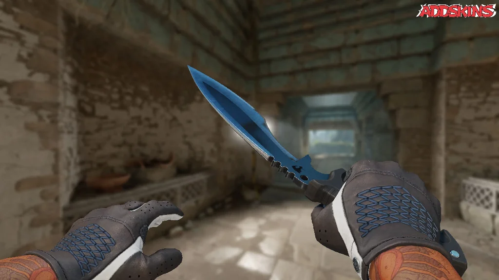 ★ Kukri Knife | Vanilla holding