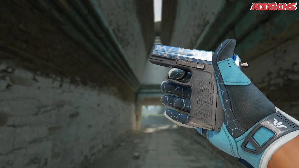 P2000 | Ocean Foam inspecting