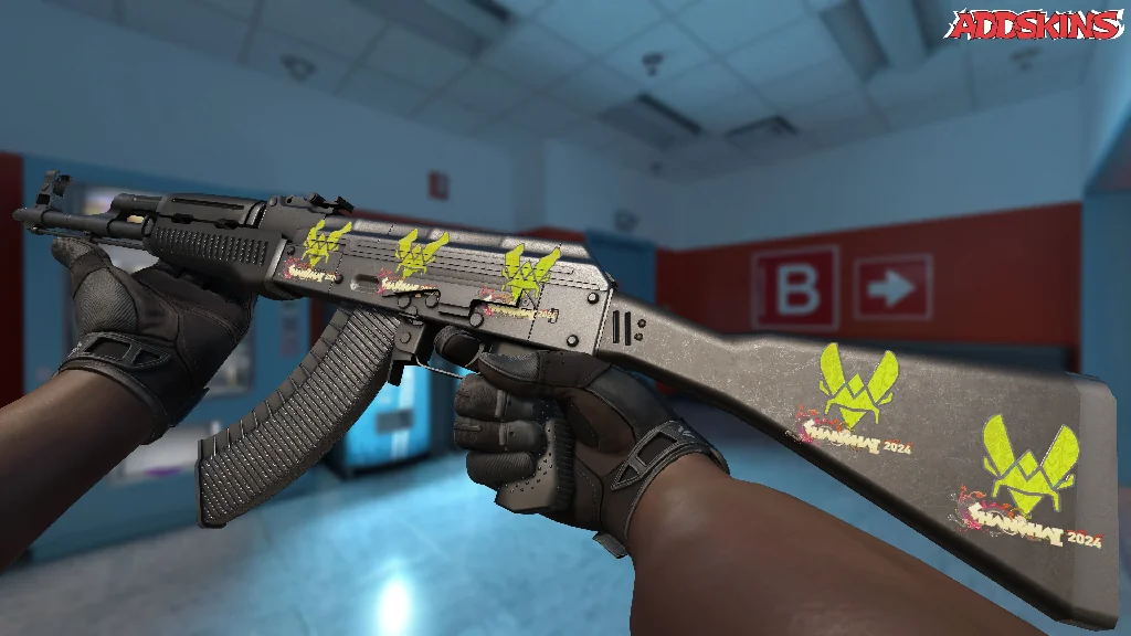 Sticker | Vitality (Holo) | Shanghai 2024 inspecting