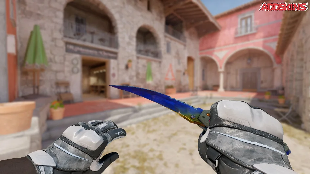 ★ Flip Knife | Marble Fade holding