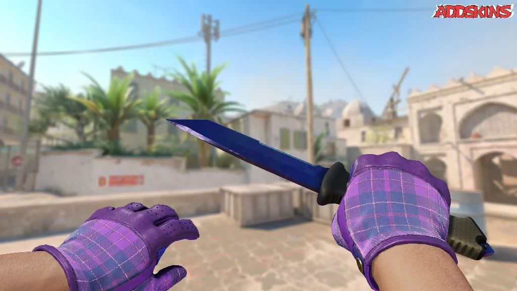 ★ Ursus Knife | Doppler Black Pearl holding