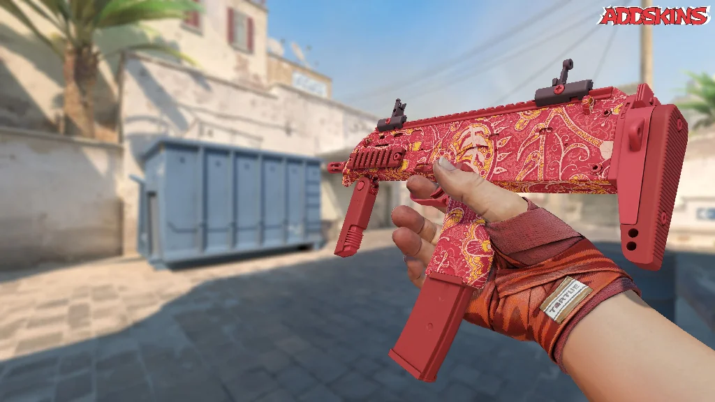 MP7 | Coral Paisley inspecting