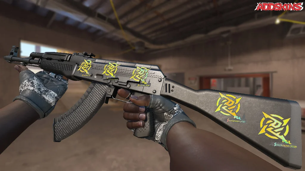 Sticker | Ninjas in Pyjamas (Holo) | Stockholm 2021 inspecting