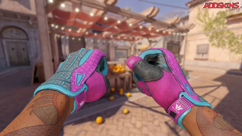 ★ Sport Gloves | Vice holding
