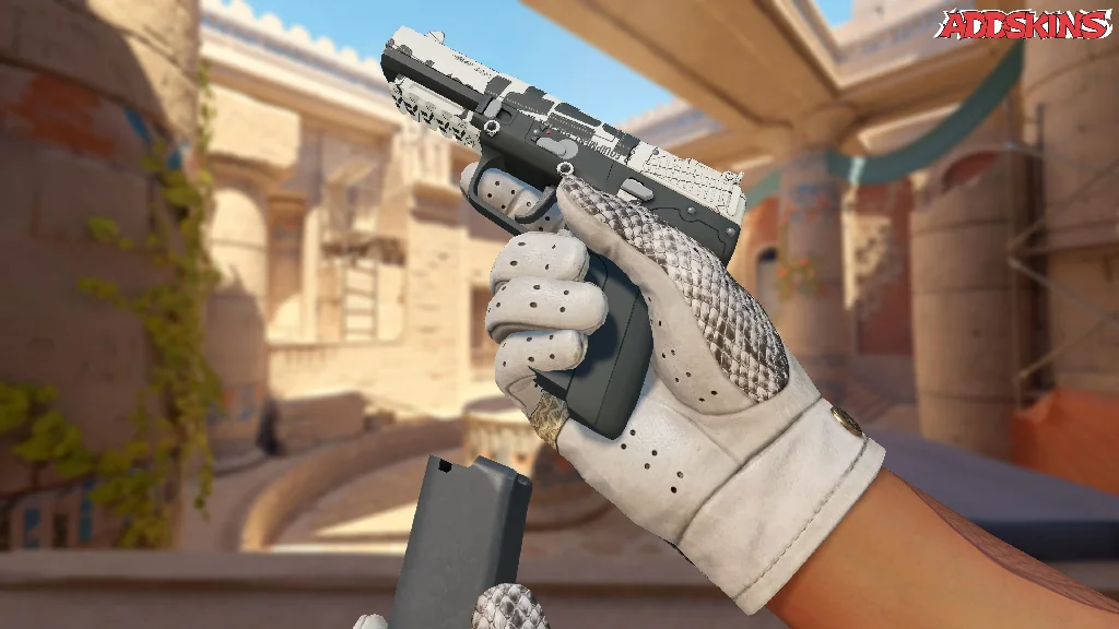 Five-SeveN | Kami reloading