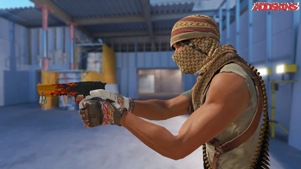 Charm | Austin 2025 Highlight | Sneaky Pistol pose-3
