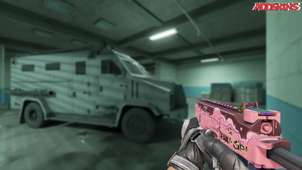 MP9 | Latte Rush holding