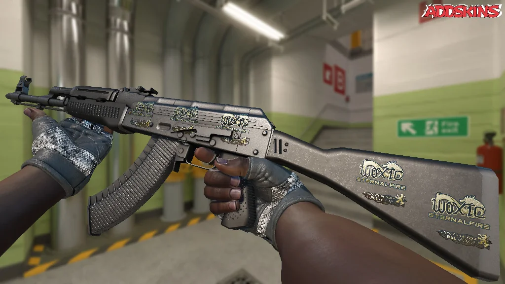 Sticker | woxic (Gold) | Antwerp 2022 inspecting