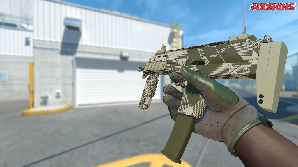 MP7 | Olive Plaid inspecting