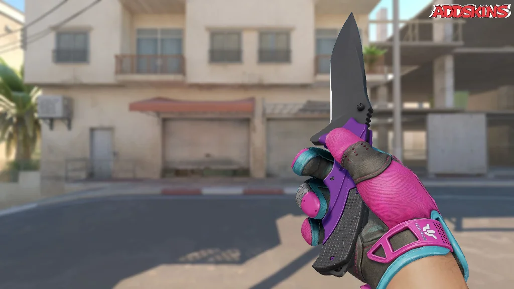 ★ Nomad Knife | Ultraviolet inspecting