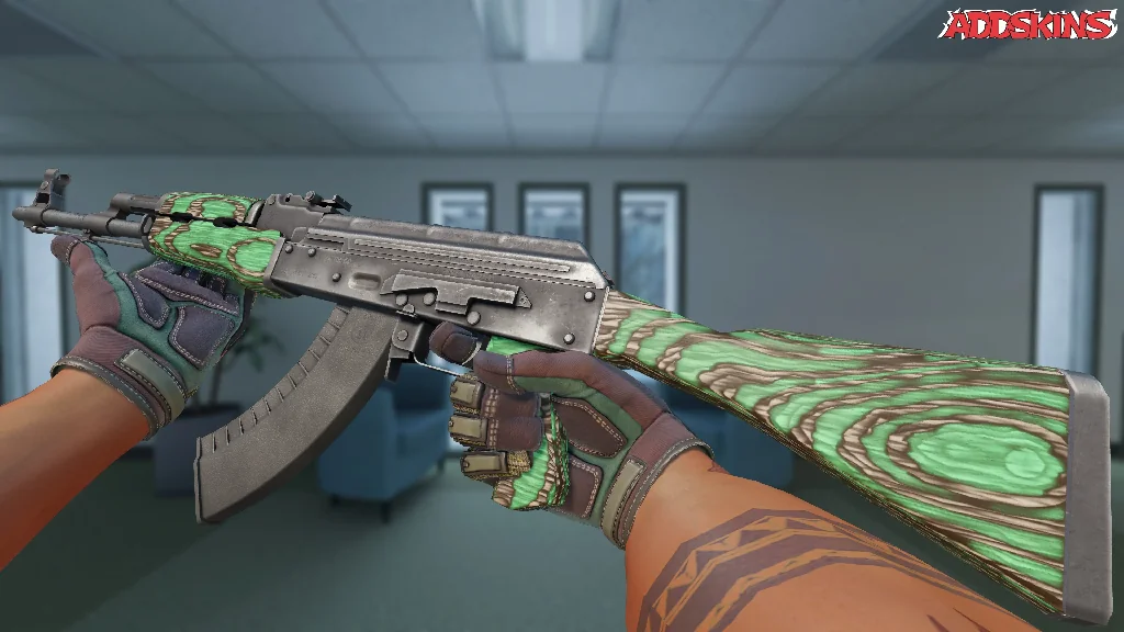 AK-47 | Green Laminate inspecting